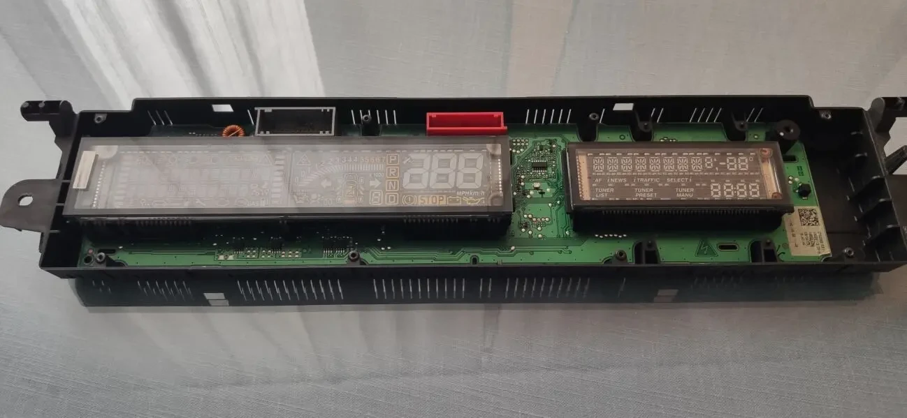 Панель приборов Renault Scenic II P8200451505A 3