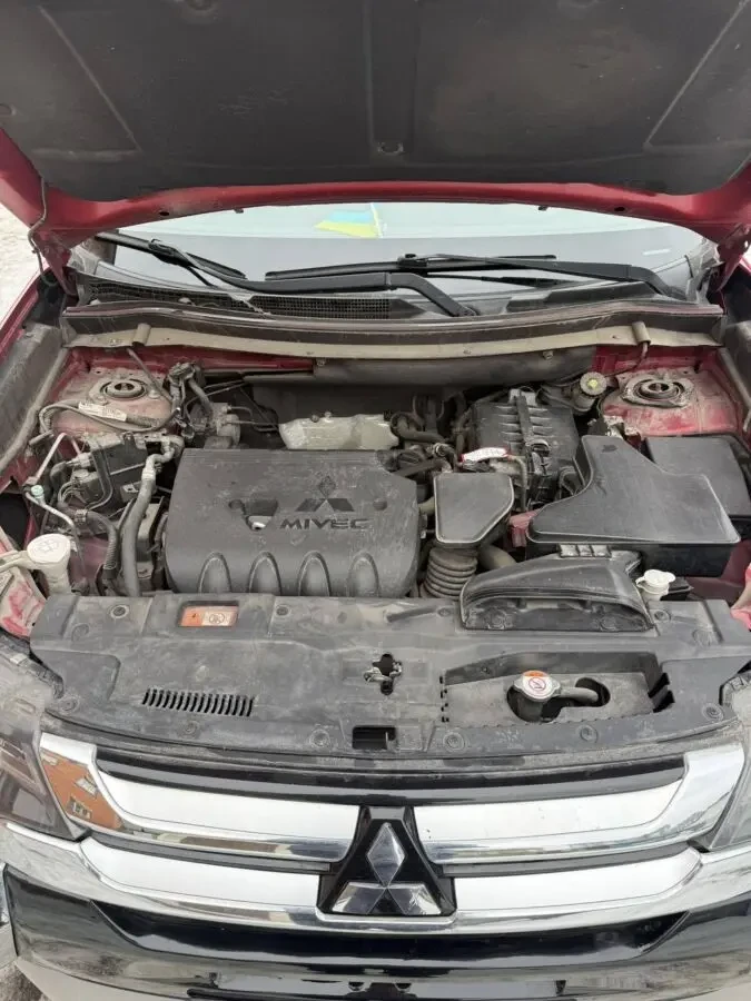 Продам авто Мітсубісі Оутлендер повний привід 10