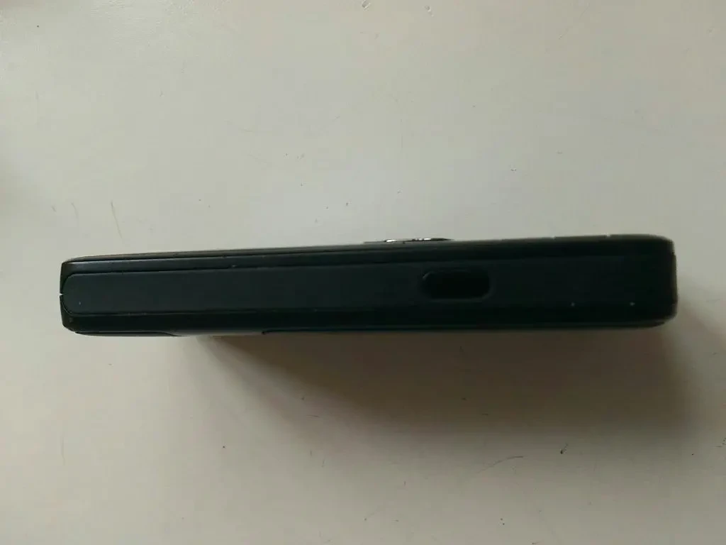 Nokia 3109 Телефон 6