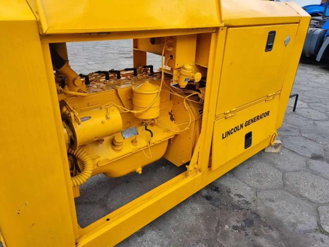 Генератор ЛІНКОЛЬН SAE300 6