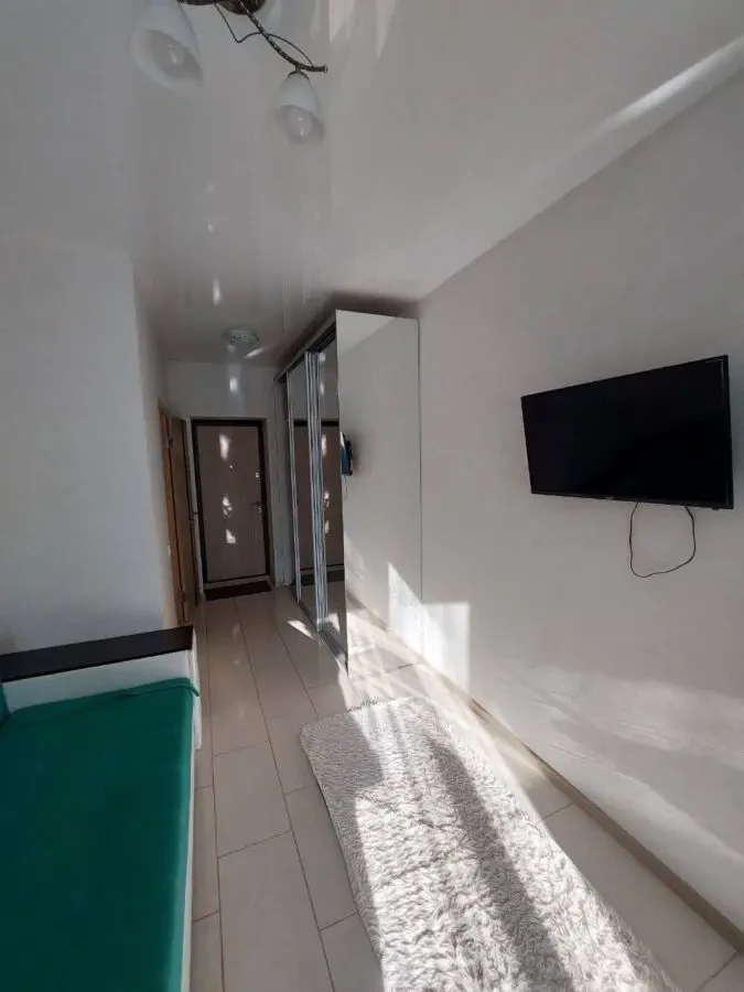 Здам 1к квартиру. Воробйові гори 5