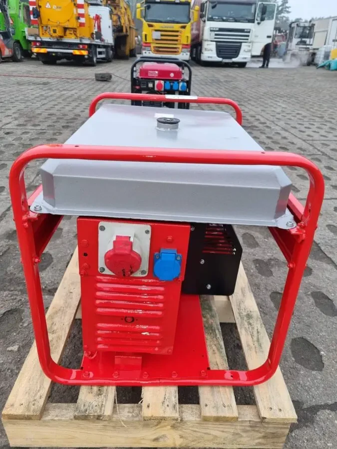 Генеpатор Suzuki 5,5 кВт 3