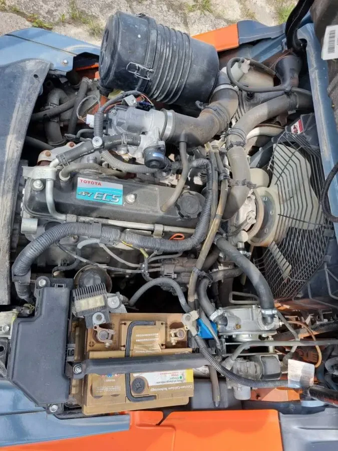 Навантажувач TOYOTA 02-8FGJF35 2