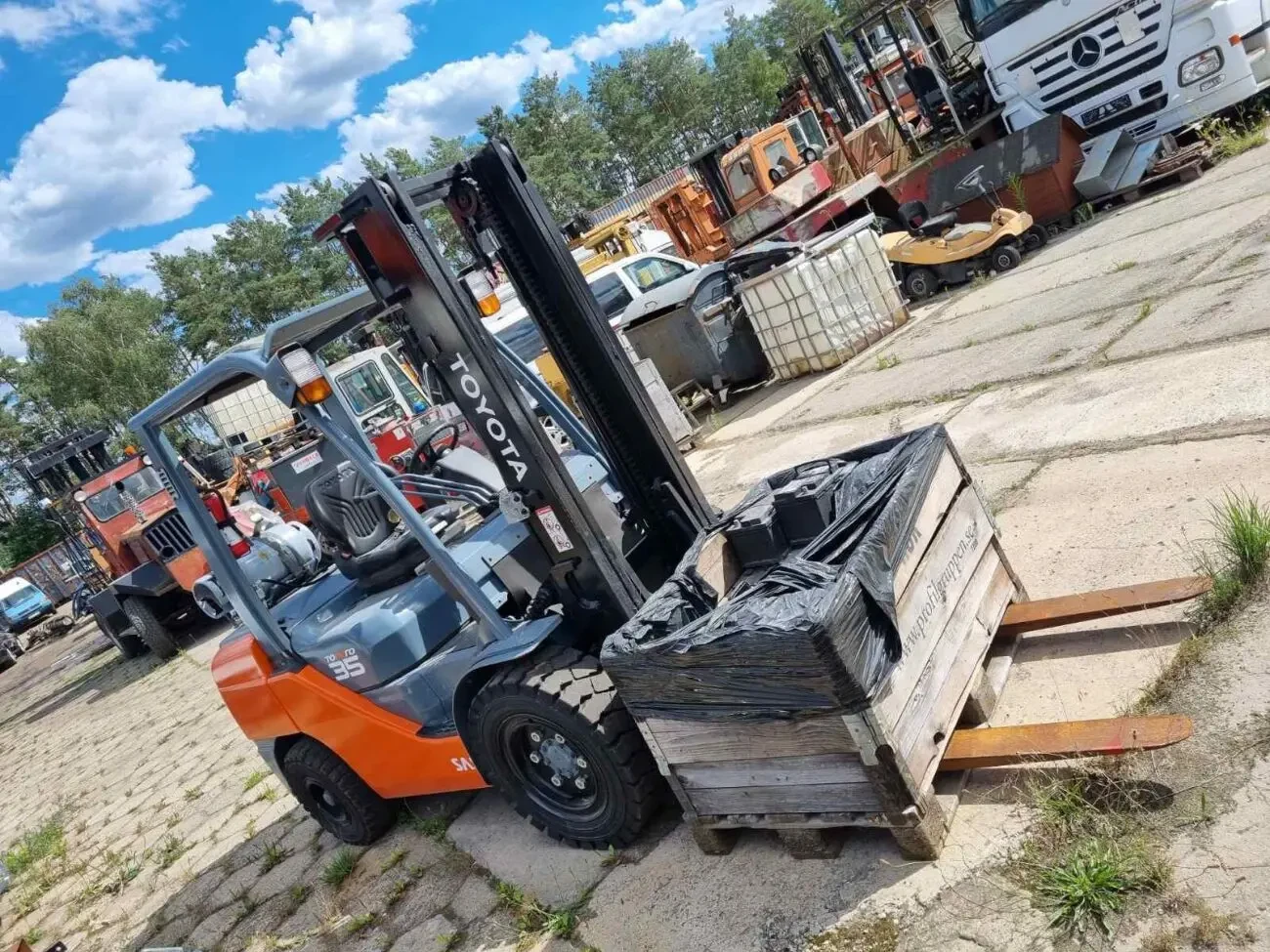 Навантажувач TOYOTA 02-8FGJF35 7