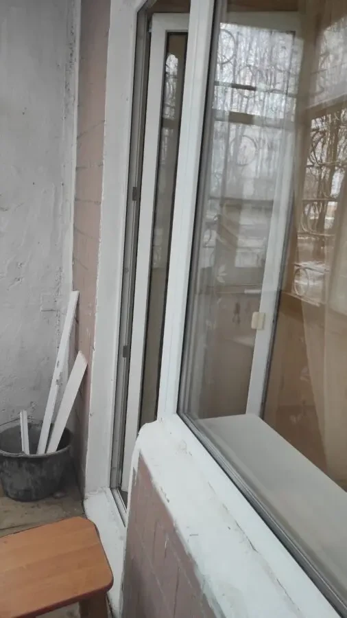 1 - комн. 38,5 м. кв. Чешка, ж/м Тополь-3. Состояние жилое, свободна. 4