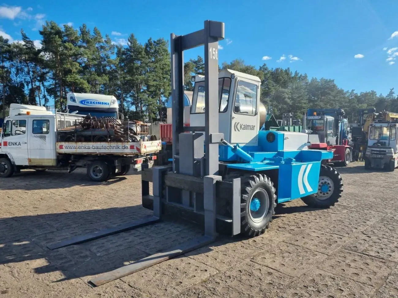 Навантажувач STOCKA 6060 - вантажопідйомність 6300 кг 4