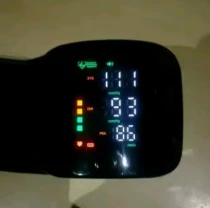 Автоматичний тонометр із голосовим супроводом, пам'ять до ста вимірів