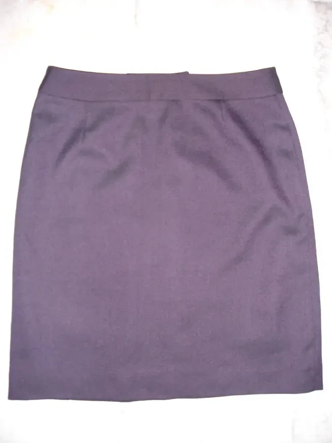 Юбка/СПІДНИЦЯ 44 р. ФІОЛЕТОВА. На підкладці. Бренд NAF-NAF. МОЛОДІЖНА. 3