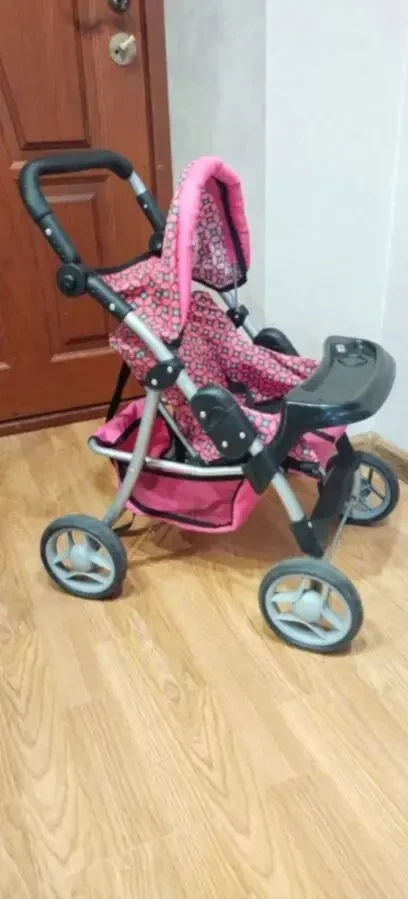 Коляска для ляльок