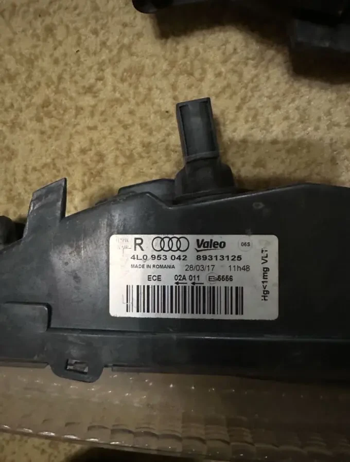 Комплект поворотів ДХО Audi Q7 2009 оригінал 3