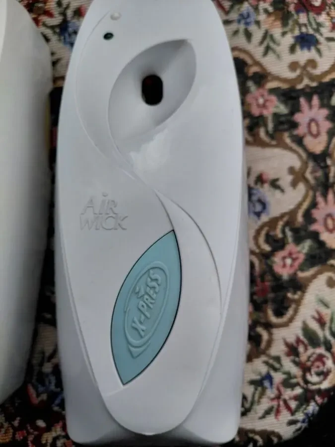 Продам автоматичний освіжувач повітря Air Wick Freshmatic 5