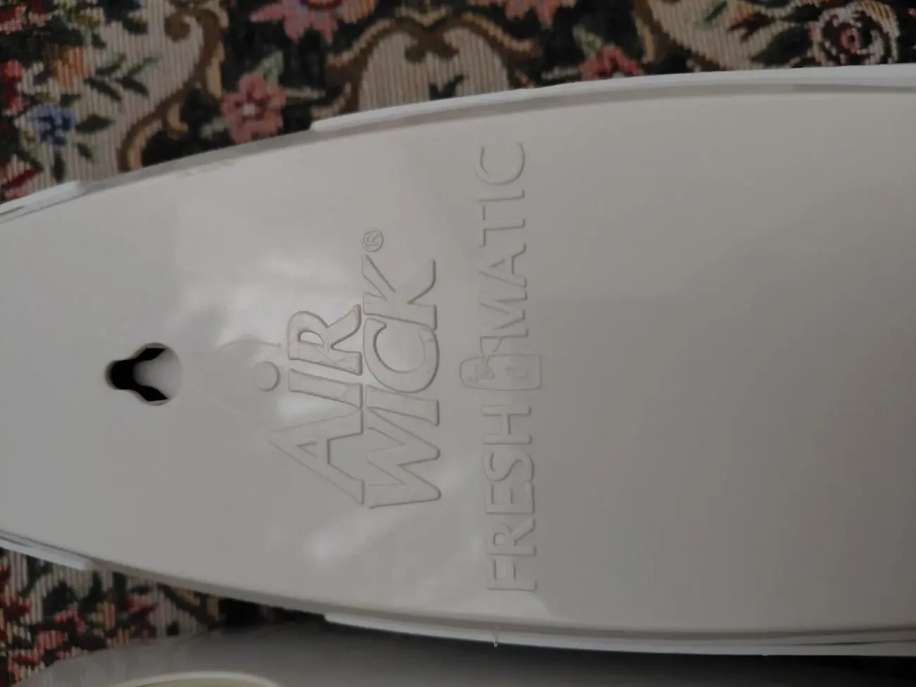 Продам автоматичний освіжувач повітря Air Wick Freshmatic 3