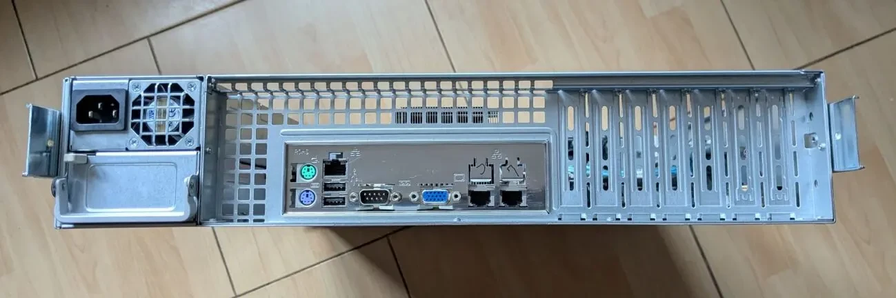 Стоечный сервер Supermicro CSE-825 (2U) 4