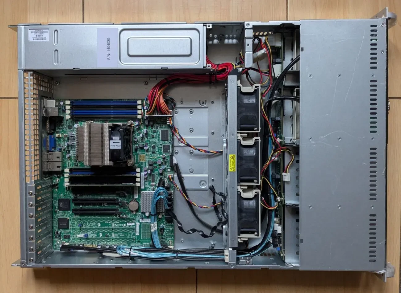 Стоечный сервер Supermicro CSE-825 (2U)