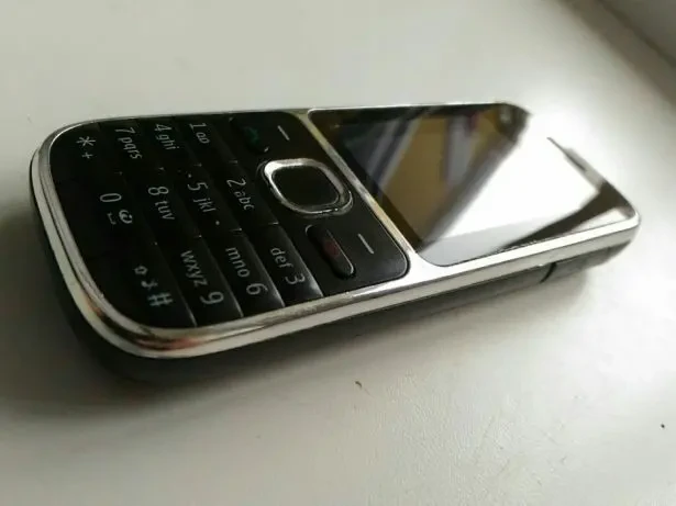 Nokia C2-01с-1 Телефон 3