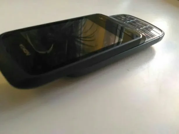 Nokia C2-02с-1 Телефон 3