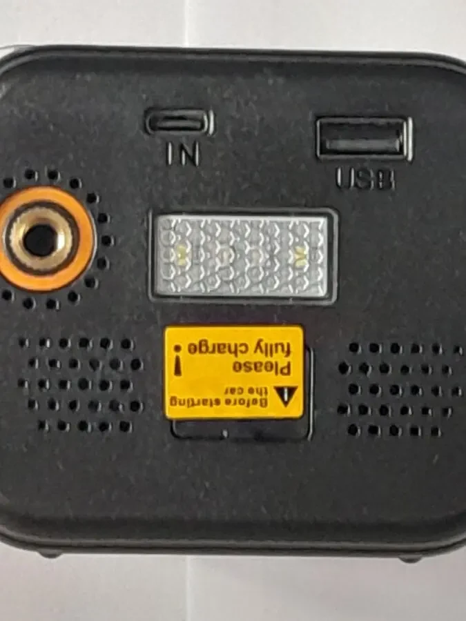 Пуско-зарядне насос ліхтар Soulor CYD24 Jump starter Прилад 5в1 5