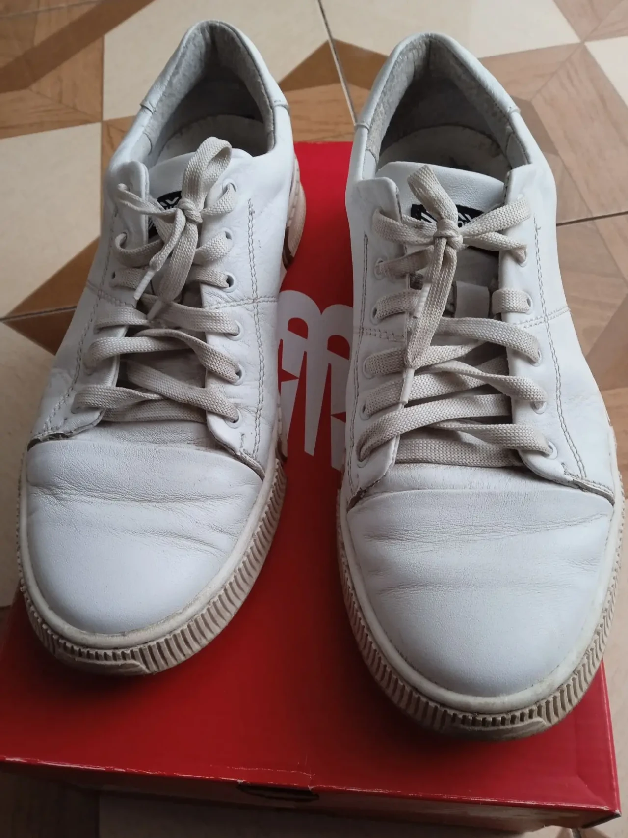 Кеди Konors із натуральної шкіри, розмір 42,5 демісезонні 8