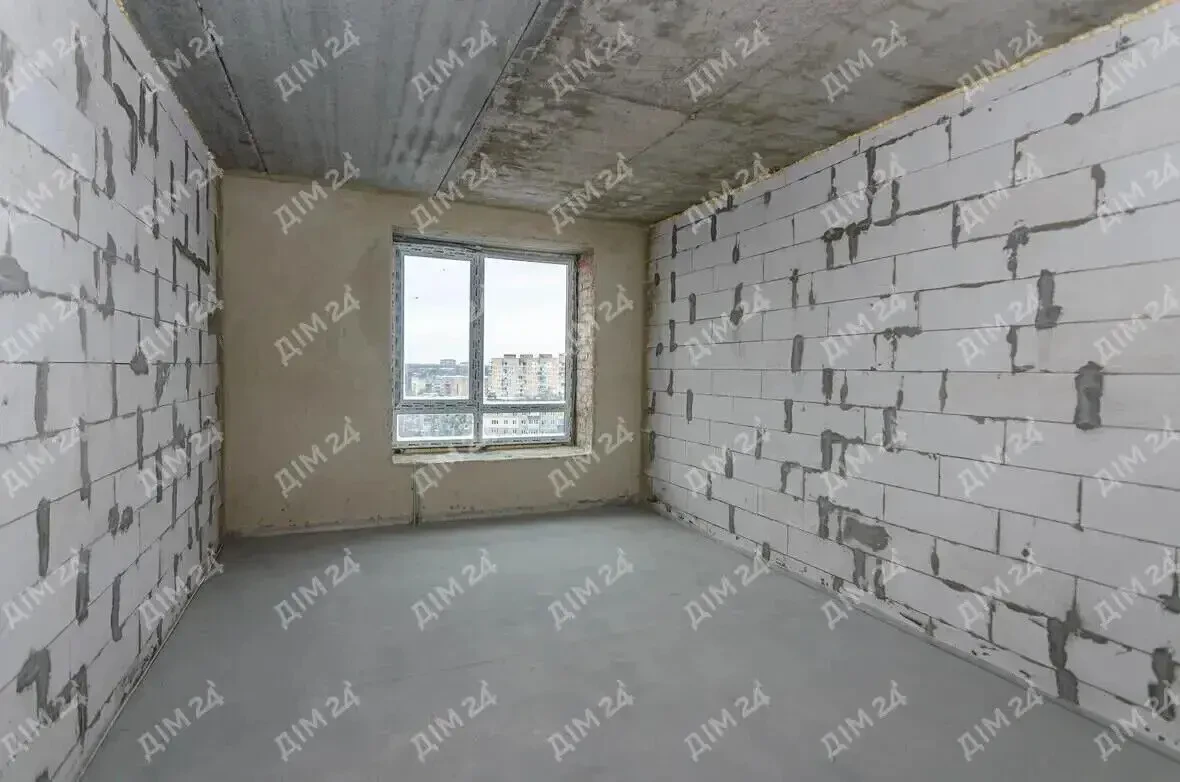 Дворівнева квартира, яка має характер 5