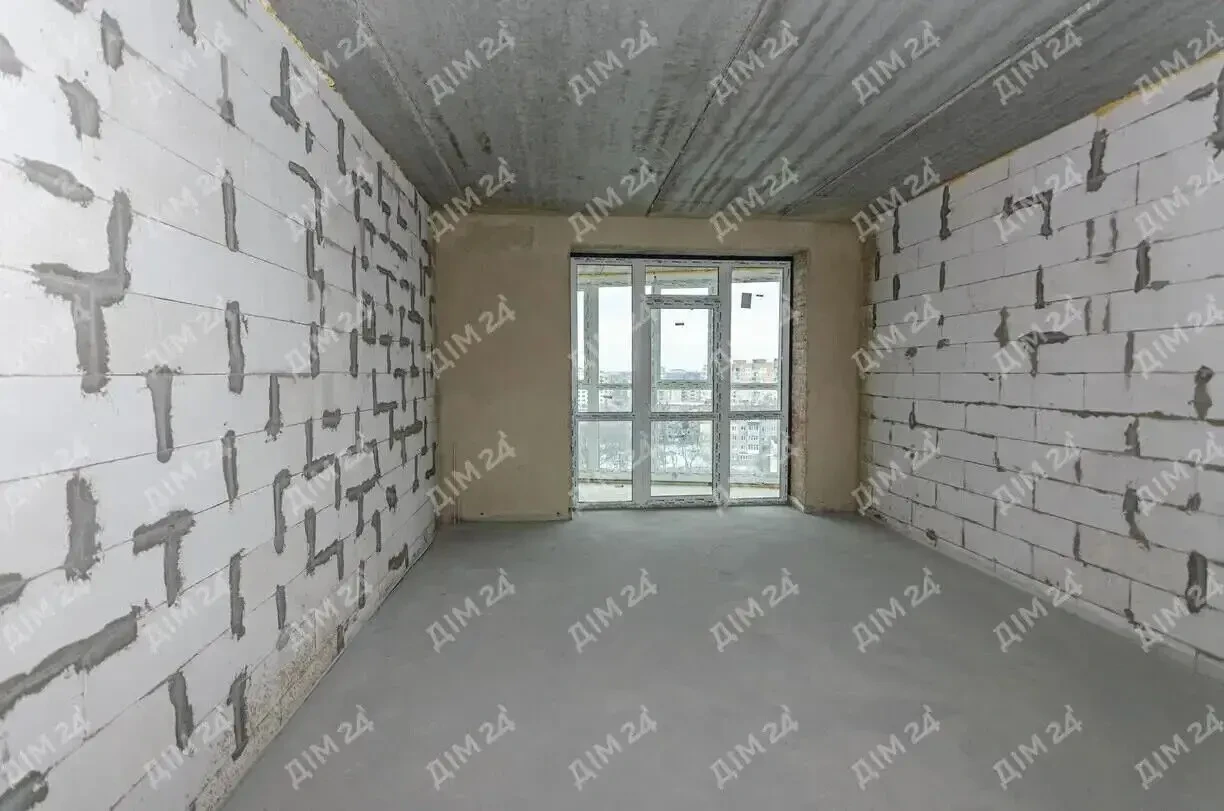 Дворівнева квартира, яка має характер 4