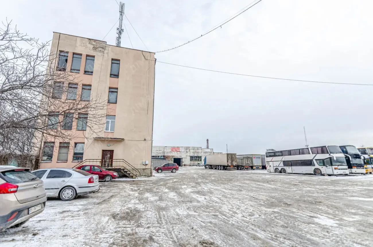 АТП, 5га площі на трасі Київ-Харків 6