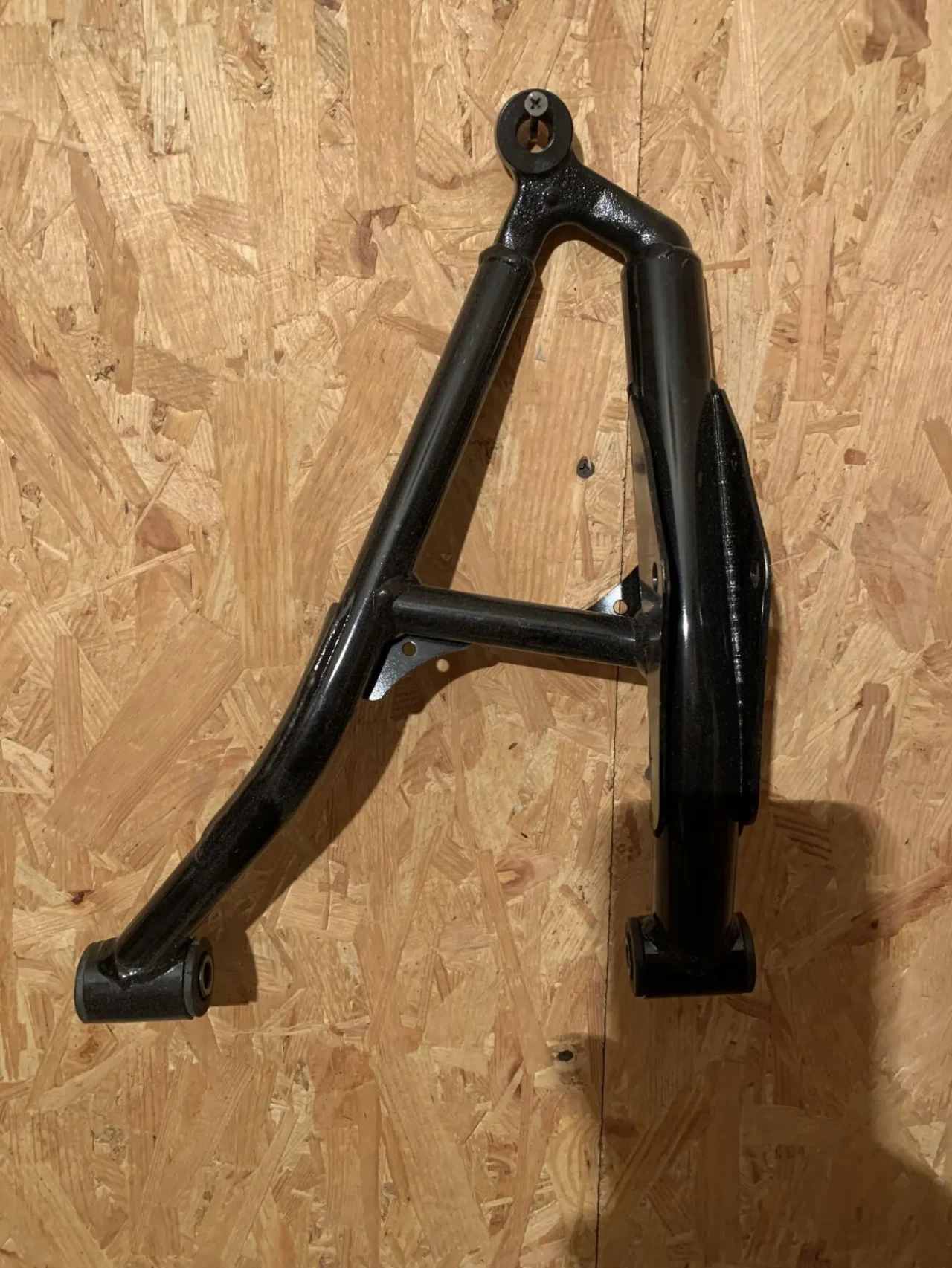 оригінальний передній нижній лівий важіль (ричаг) 6