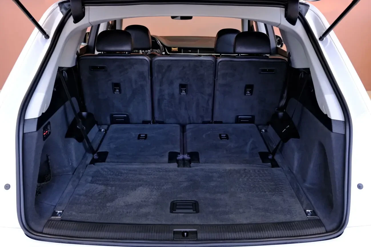 Audi Q7 Premium 9