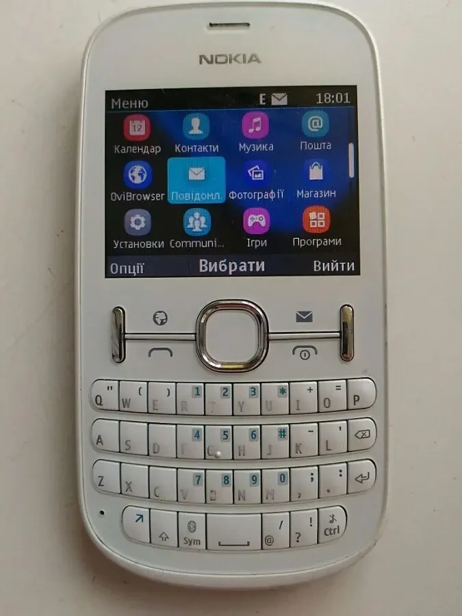 Нокіа 201 RM-799 5
