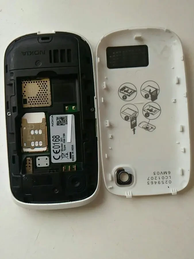 Нокіа 201 RM-799 3