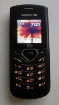 Samzung GT-1117T  Телефон