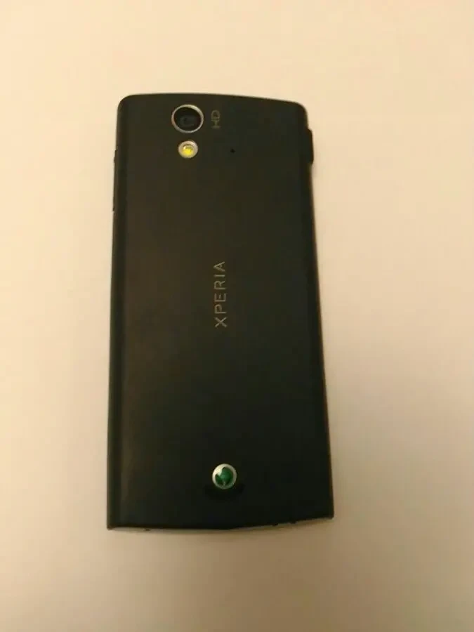 Телефон sony xperia ray ST18i 7