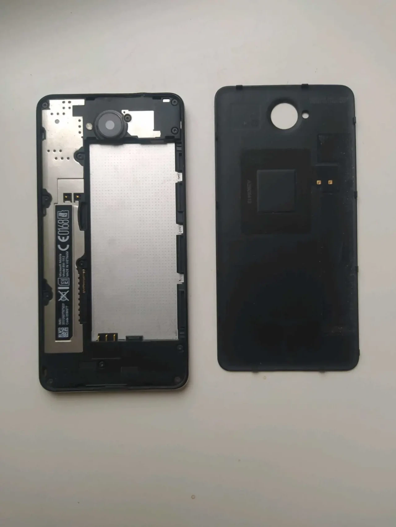 Телефон lumia maikrosoft 950xl 2