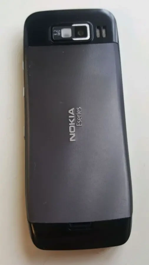 Nokia E52-1 7