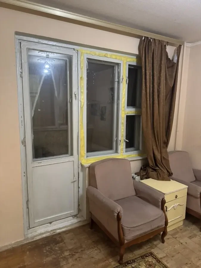 метро 7 хв., можна з тваринами, військовим,світло не вимикають, бойлер 9