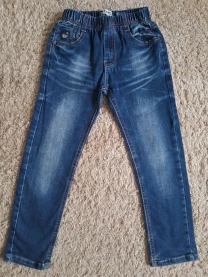 Джинсы на мальчика 116-122 р.
