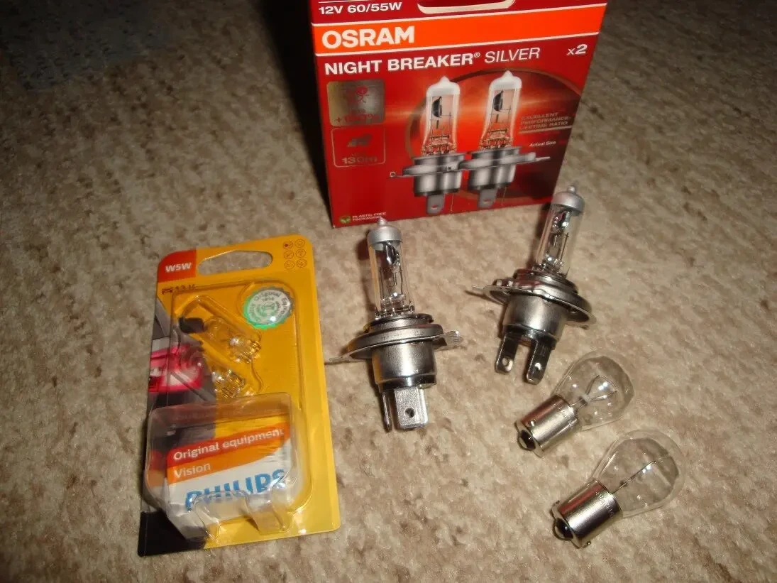 Лампочка у фару Ваз 2108, 2109, 21099, 2104, 2105, 2107, 2115, 2114 6