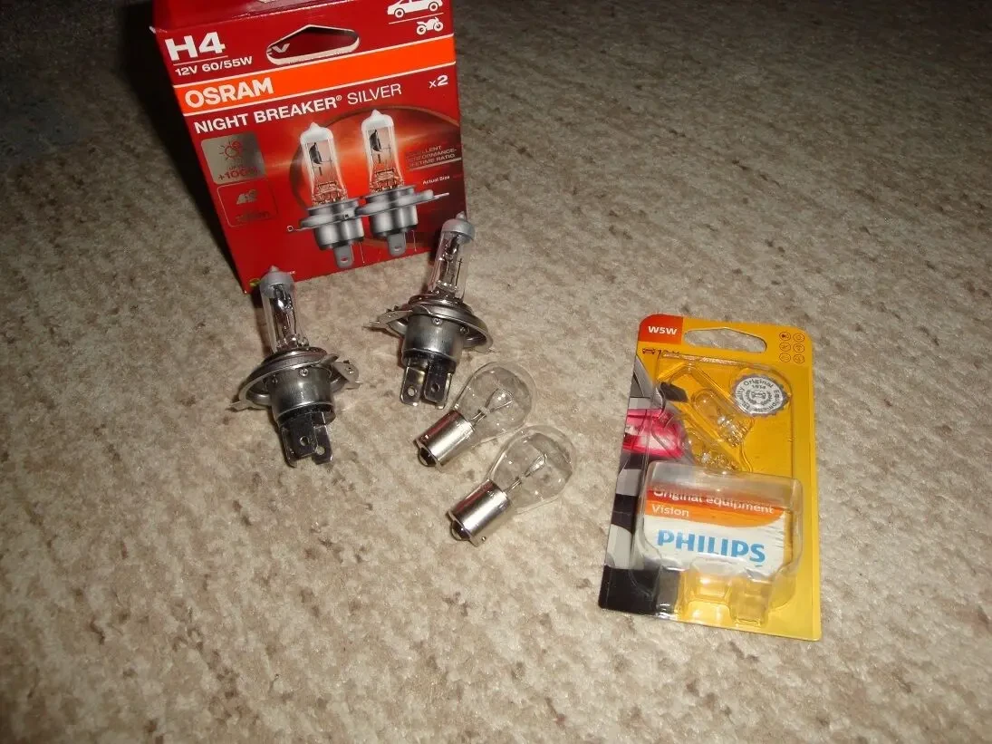 Лампочка у фару Ваз 2108, 2109, 21099, 2104, 2105, 2107, 2115, 2114 8