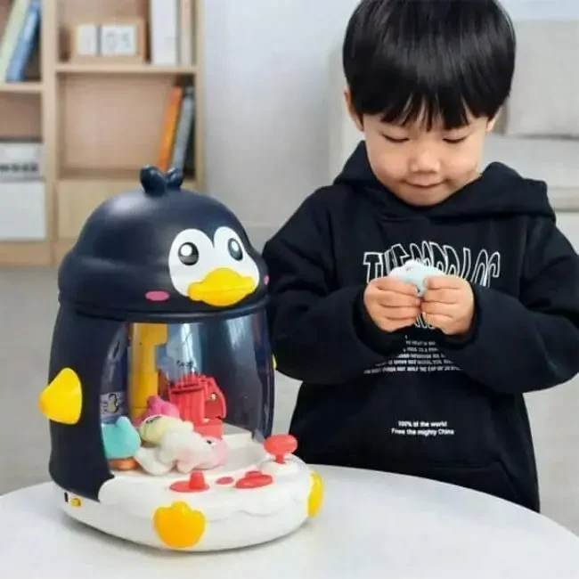 Інтерактивна іграшка Пінгвін 33х29х26 см з міні-призами 3