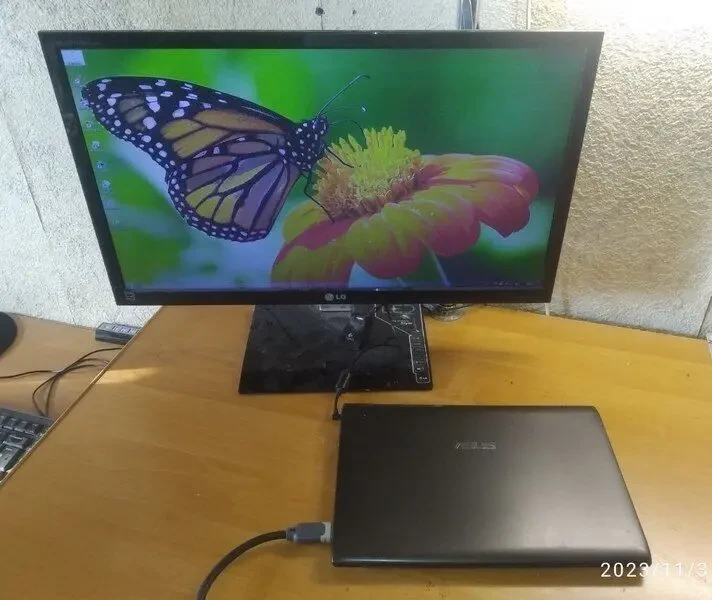 Три нетбука не комплектные 5