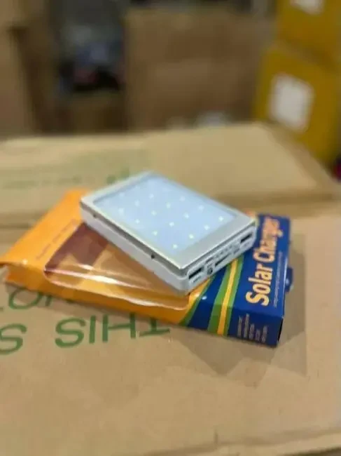 Повербанк 30000 мАг акумулятор для телефону зарядка від сонц 4