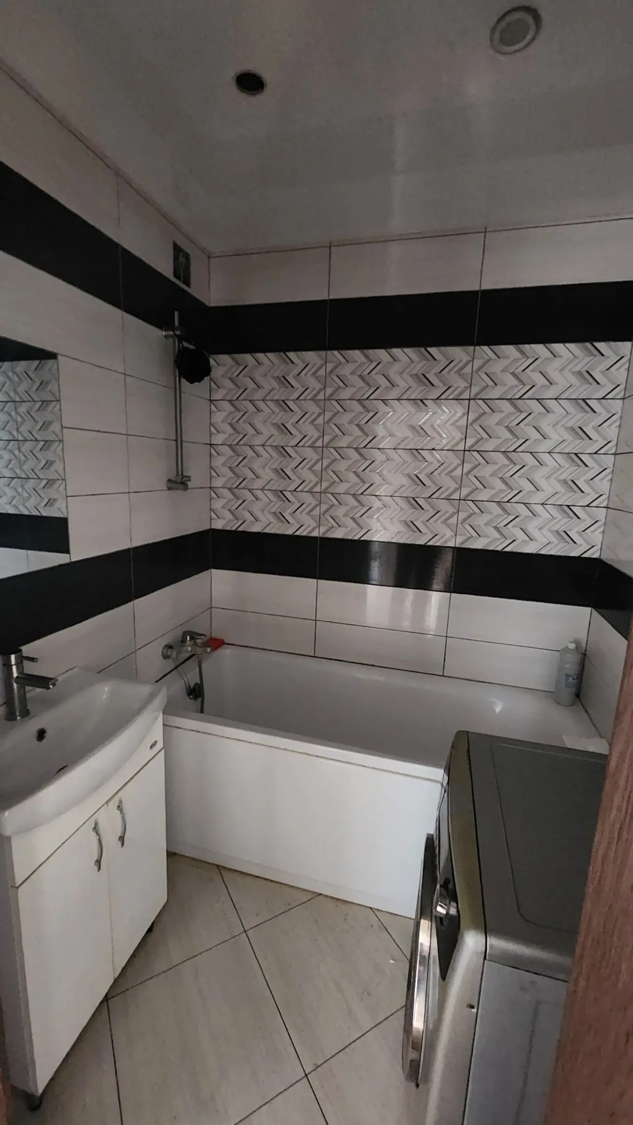 Продаж 3-кімнатної квартири вул. Огієнка, 10 10