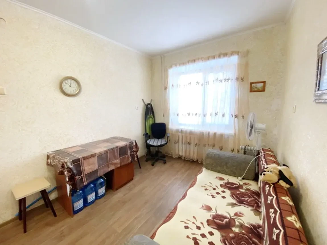 Продаю кімнату в гуртожитку,район Ліски (вул. Київська). Без коміссії 2