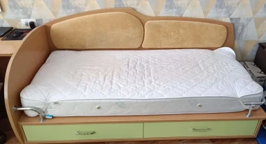 Ліжко дитячо-юнацьке з матрацем