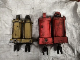 Продам запчастини від гільотини , ножі 540.16.60