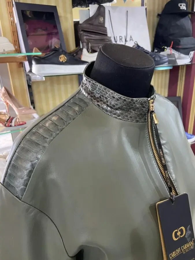 Жіночі куртки,мяка шкіра лайка,з пітоном 6