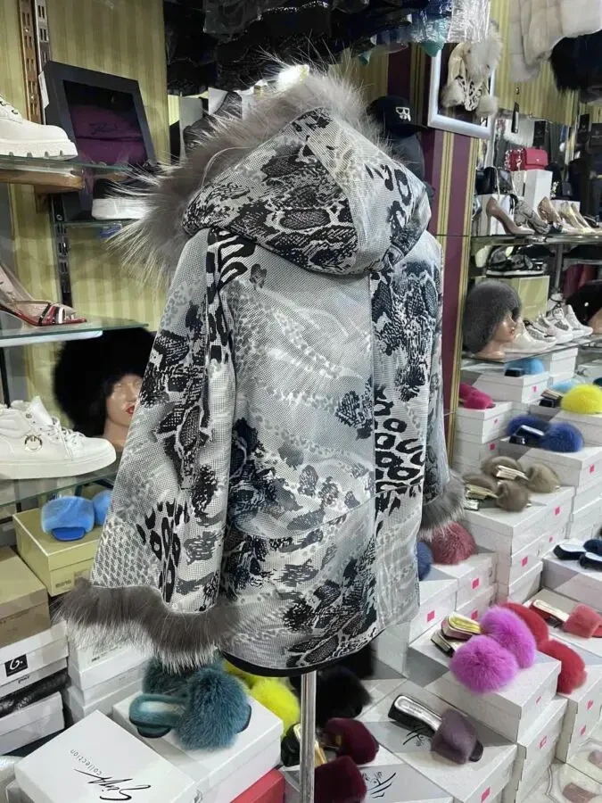 Двостороння куртка з хутром чорнобурки,капюшон 8