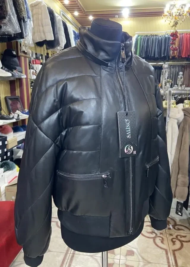 Жіночі утеплені куртки, пуховики з капюшоном,з хутром,з песцем 4