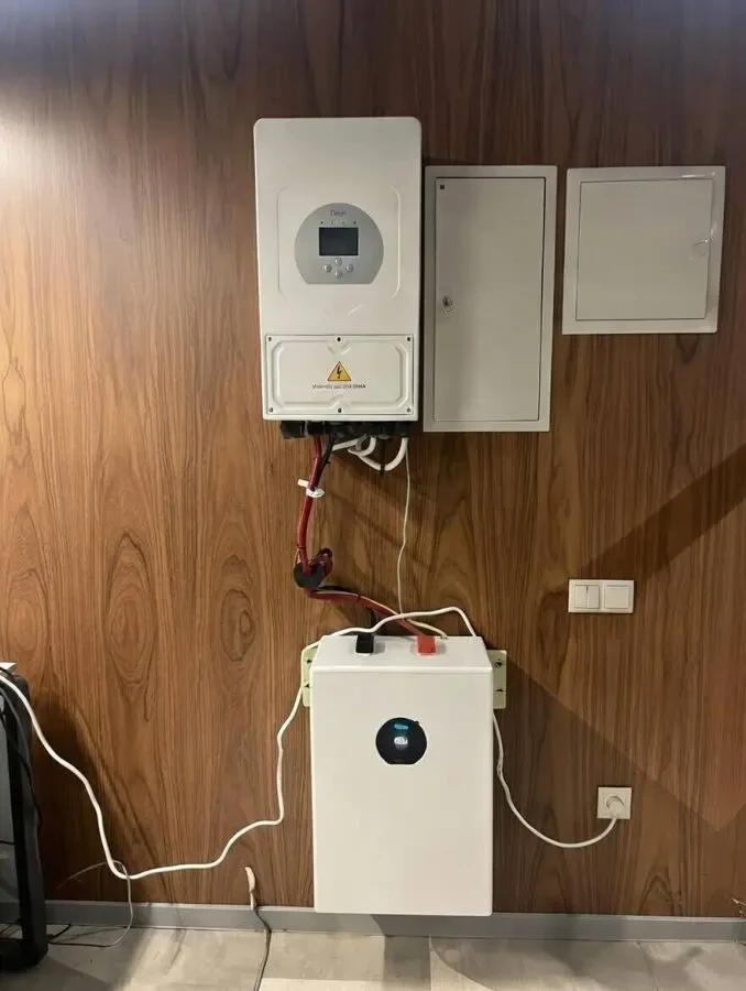 Інвертори DEYE 3