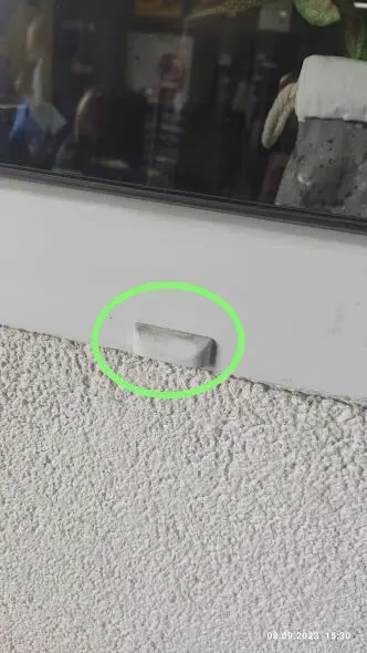 КОВПАЧОК водовідливний дренажний БІЛИЙ, КОРИЧНЕВИЙ для МП ВІКОН 5