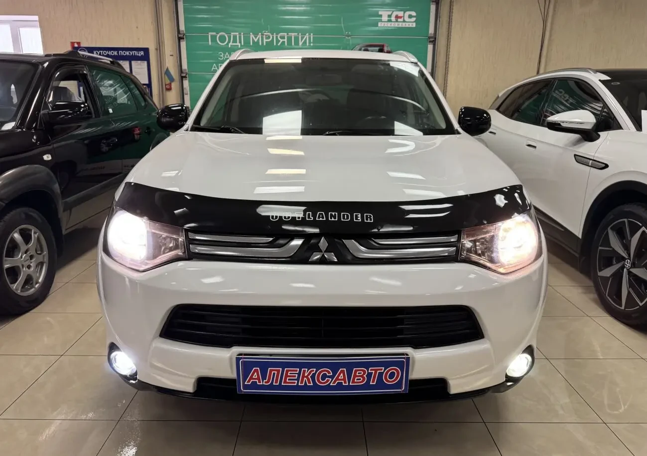 Mitsubishi Outlander 2.4 MIVEC 16V АКПП 2013 р.в. (166 к.с.), 7 місць 2